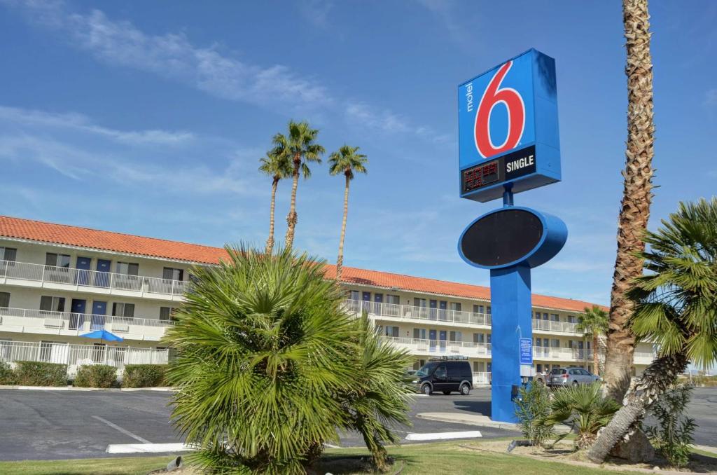 Motel 6-Twentynine Palms CA - main image