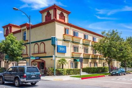 Rodeway Inn  Suites   Pasadena Pasadena California