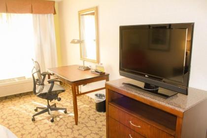 Hilton Garden Inn Redding - image 5