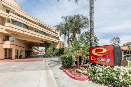 Econo Lodge Inn  Suites Riverside   Corona