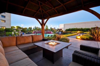 Doubletree by Hilton Pleasanton at the Club California