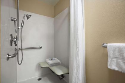 Travelodge by Wyndham Ukiah - image 5