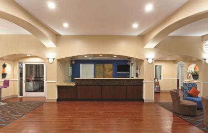 La Quinta by Wyndham Hesperia Victorville - image 5