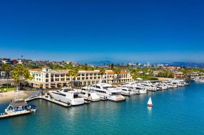 Balboa Bay Club