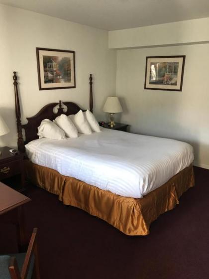 Travelodge by Wyndham Redding CA - image 2