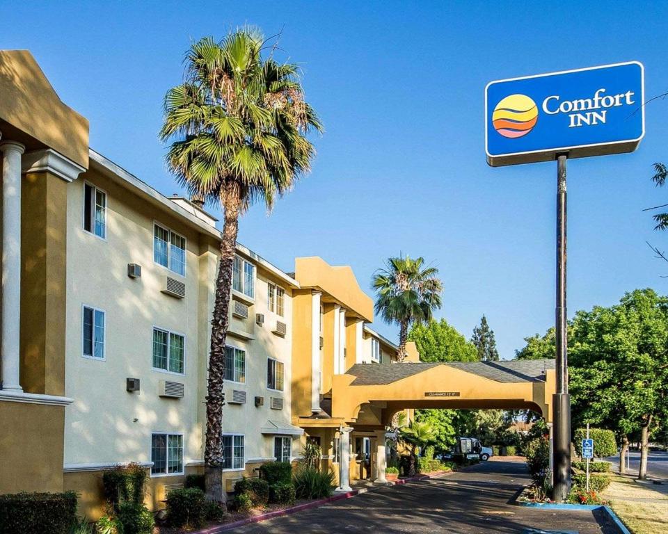 Comfort Inn Modesto - main image