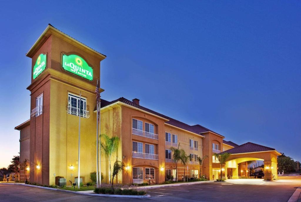 La Quinta by Wyndham Fowler - image 4