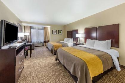 Comfort Inn and Suites Colton/San Bernardino - image 4
