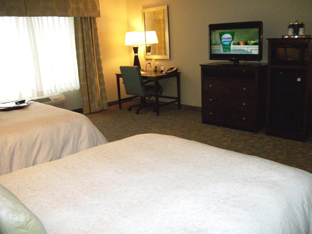 Hampton Inn & Suites Manteca - image 3