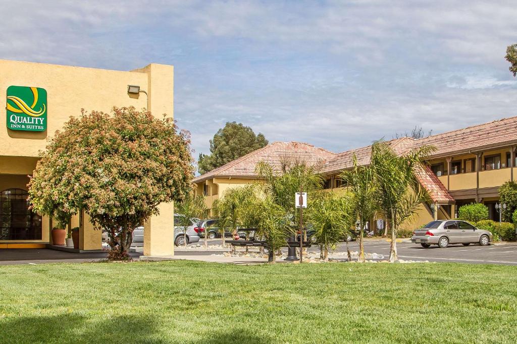 Quality Inn & Suites Gilroy - main image