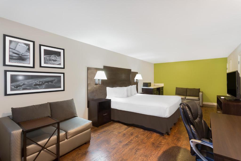Baymont by Wyndham Modesto Salida - image 3