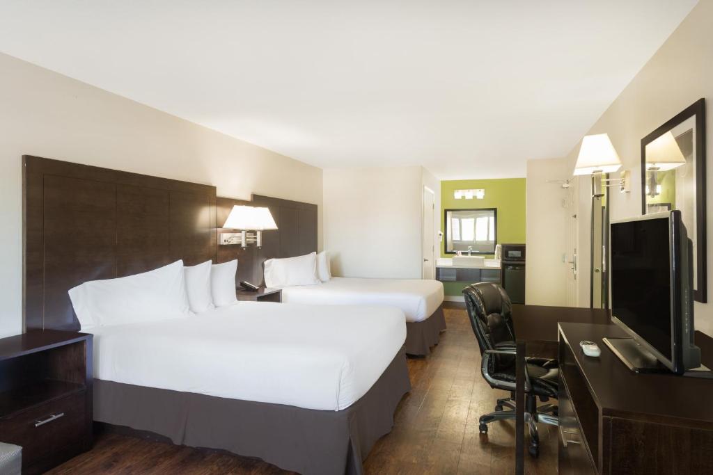 Baymont by Wyndham Modesto Salida - image 5