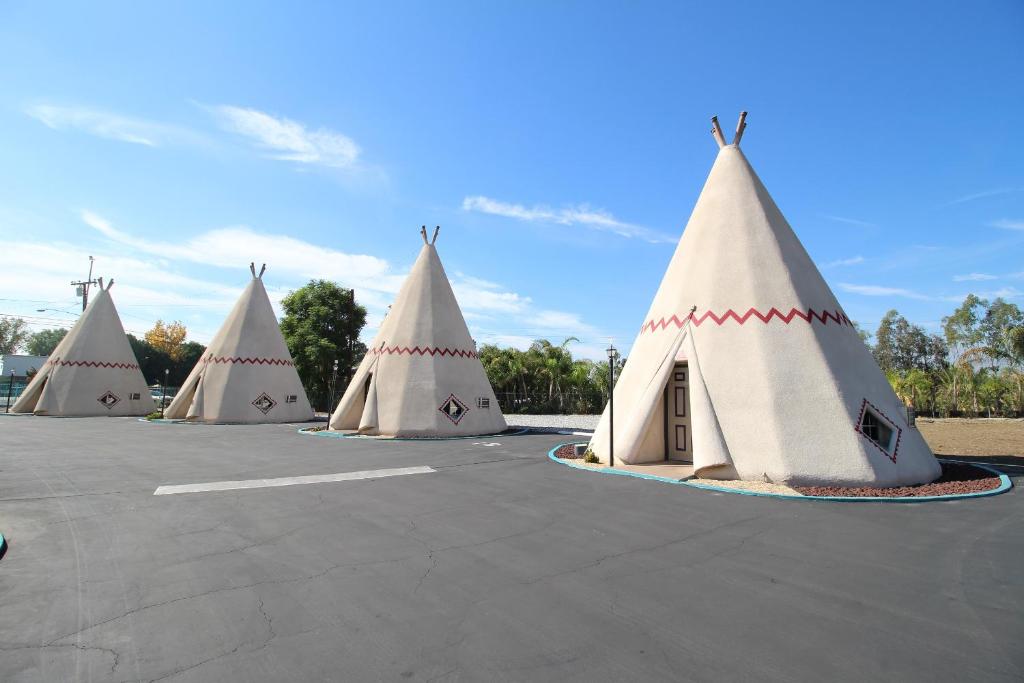 Wigwam Motel - image 3