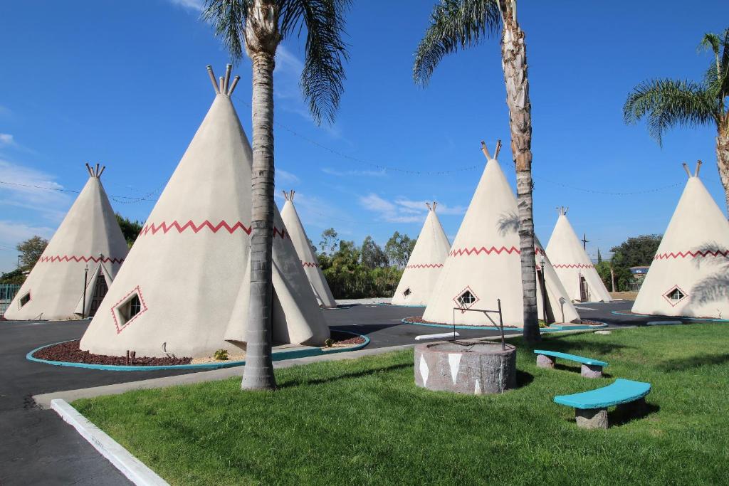 Wigwam Motel - image 5