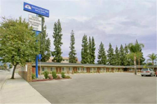 Americas Best Value Inn San Bernardino - image 5