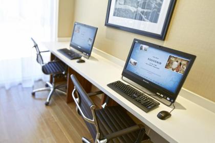 Hampton Inn San Diego Mission Valley - image 2