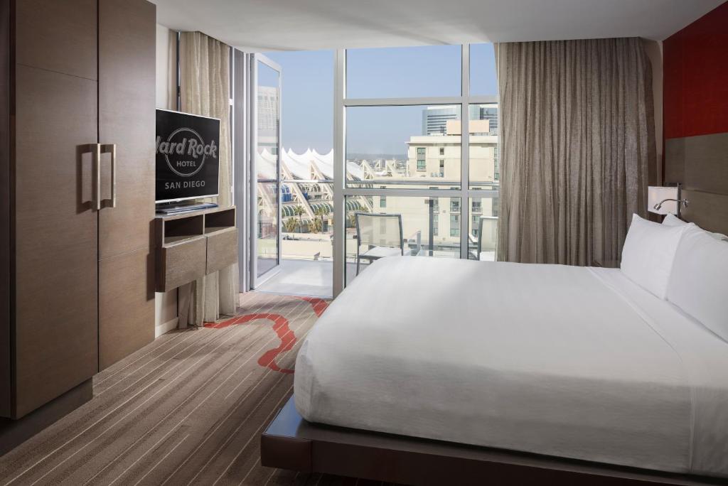 Hard Rock Hotel San Diego - image 4