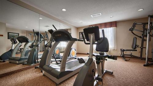 Best Western Plus Twin View Inn & Suites - image 2