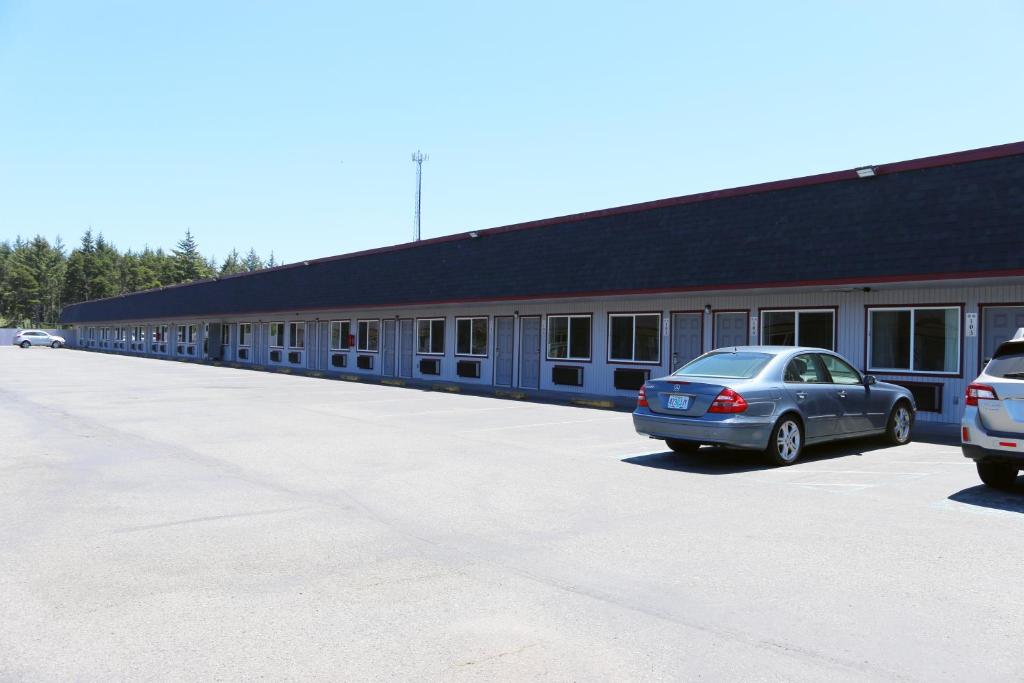 Westward Inn - image 3