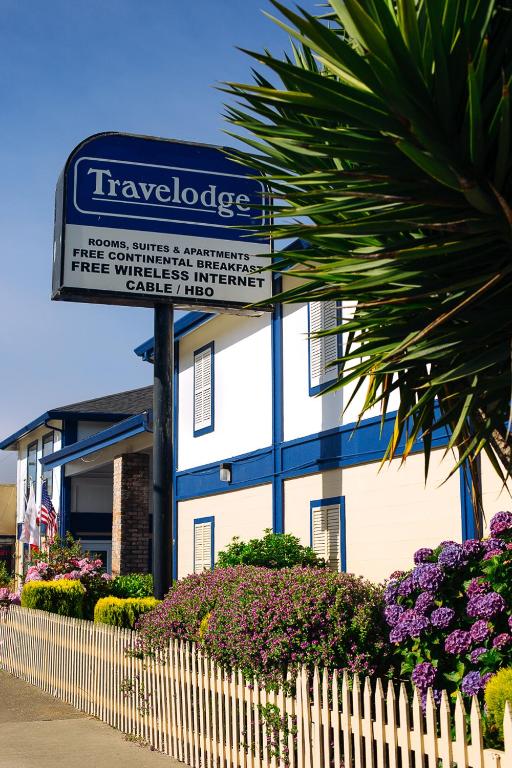 Travelodge by Wyndham Fort Bragg - main image