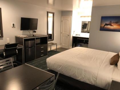 Pacific Inn Monterey - image 2