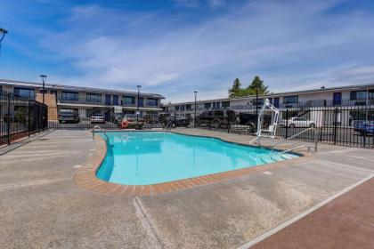 Motel 6-Ukiah CA - North - image 4