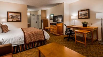 Best Western Plus Thousand Oaks Inn - image 2