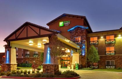 Holiday Inn Express tehachapi an IHG Hotel