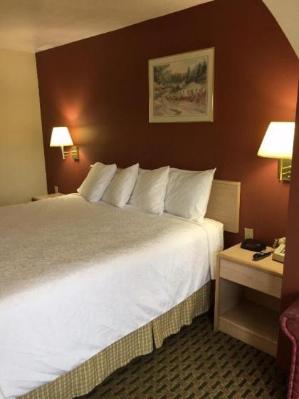 Americas Best Value Inn Cabot - image 3