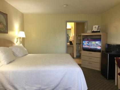 Americas Best Value Inn Cabot - image 8
