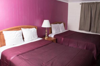 Budget Inn - image 12
