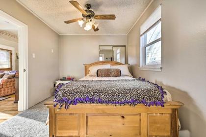 The Diamond Bungalow - Cozy Caldwell Home! - image 12