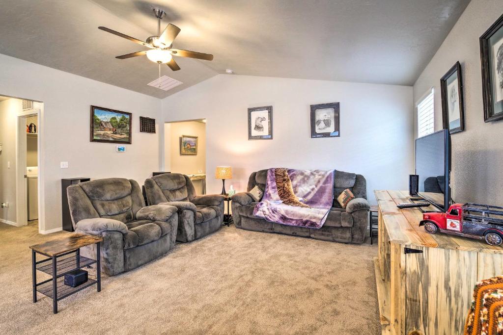 Updated Family Home with Deck 24 Mi to Boise! - image 4