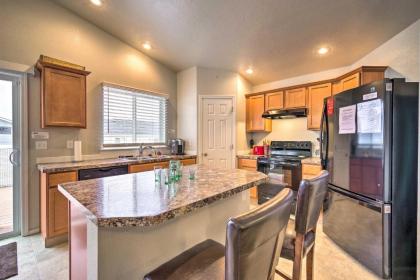 Updated Family Home with Deck 24 Mi to Boise! - image 9