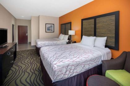 La Quinta Inn by Wyndham Calhoun - image 2
