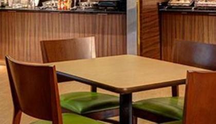 Fairfield Inn and Suites by Marriott Calhoun - image 4