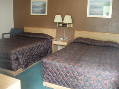 California Motel - image 13