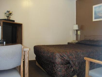 California Motel - image 14
