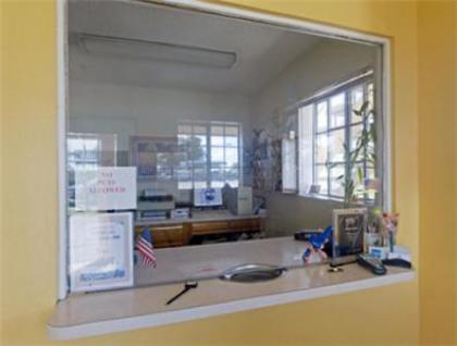 Americas Best Value Inn Calimesa - image 12