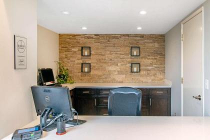 UpValley Inn & Hot Springs Ascend Hotel Collection - image 3
