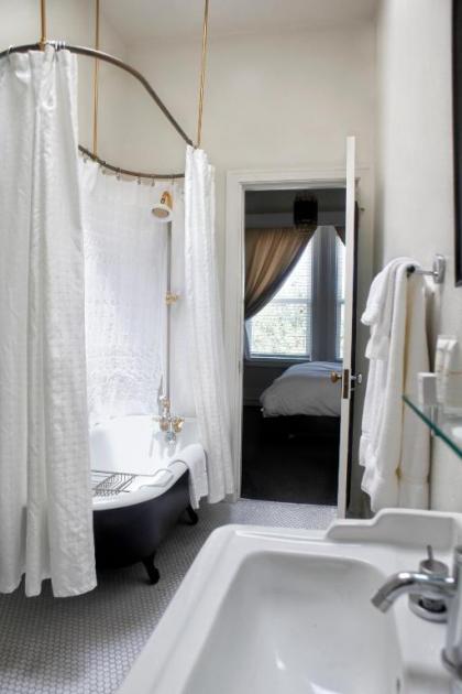Mount View Hotel & Spa - image 13