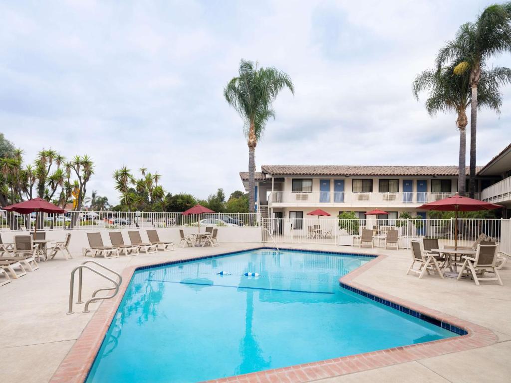 Motel 6-Camarillo CA - main image