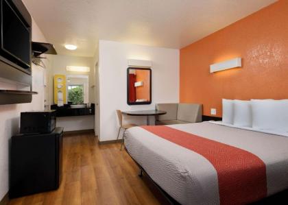 Motel 6-Camarillo CA - image 13