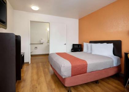Motel 6-Camarillo CA - image 9