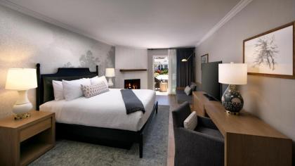 Fireside Inn on Moonstone Beach - image 9