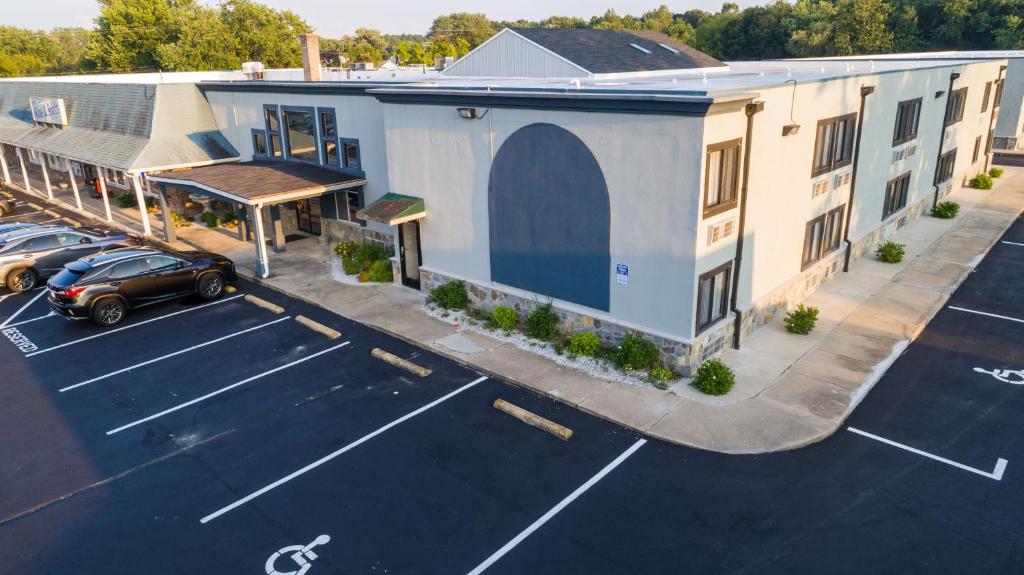 Cambridge Inn - main image