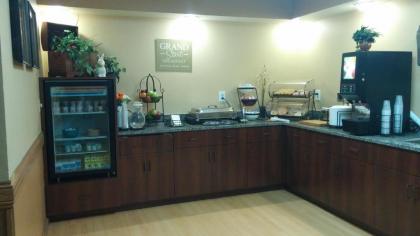 GrandStay Hotel & Suites - image 6