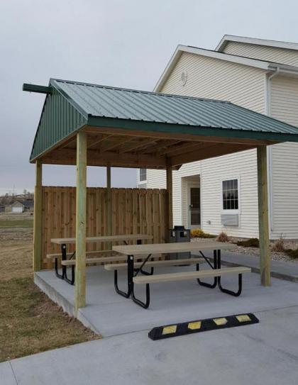 Cobblestone Inn & Suites - Cambridge - image 3