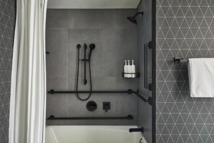 Kimpton Marlowe an IHG Hotel - image 11