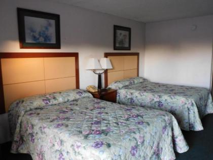 Camilla Inn & Suites - image 5